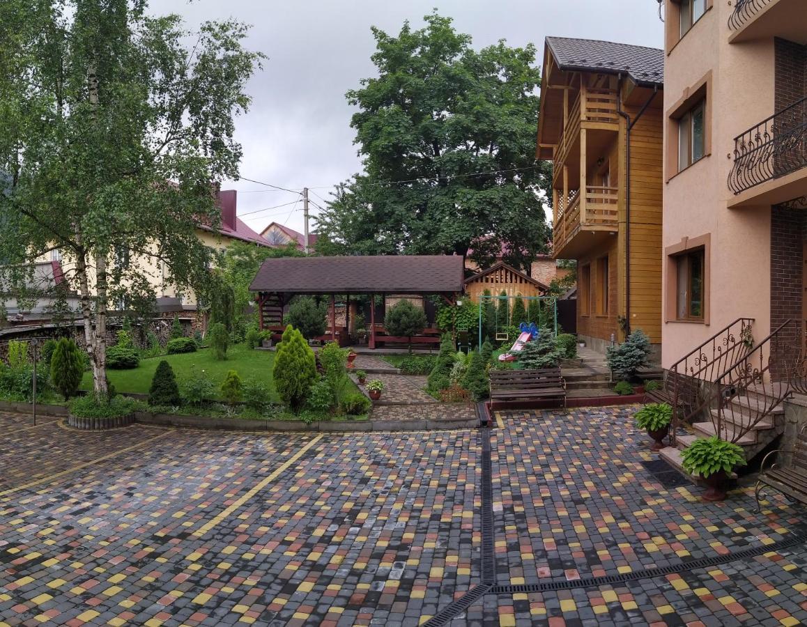Guest House Shafran Yaremche Exterior foto